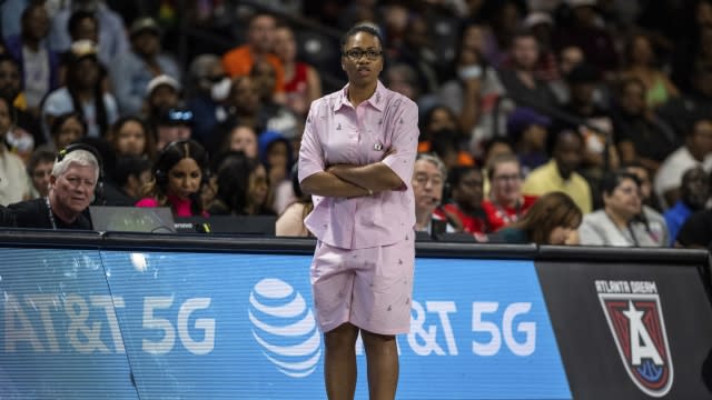 Head coach Tanisha Wright