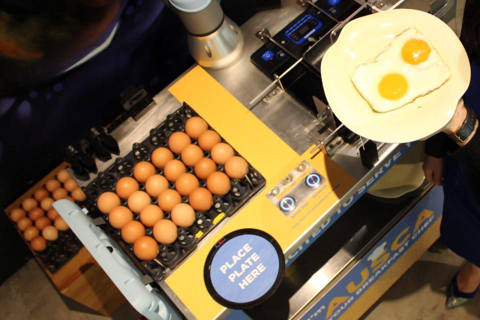 AUSCA the egg-making robot. (Photo: Millennium Hotels)