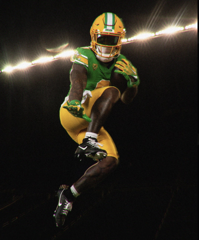 Oregon football uniforms: See Ducks' throwback 'Mighty Oregon' look