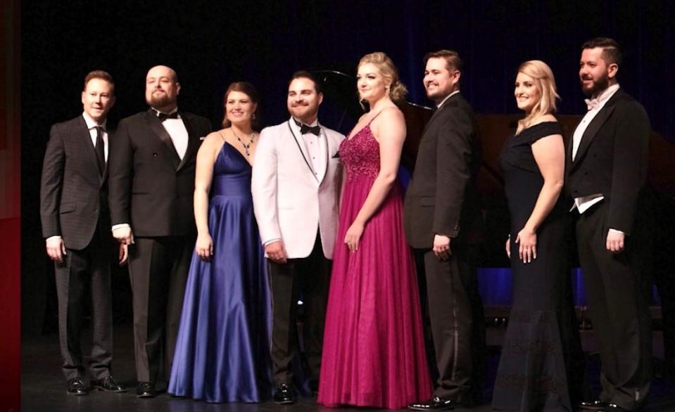 The mission of the Palm Springs Opera Guild is to bring the art of opera to the Coachella Valley through educational outreach, live performances and financial support for artists.