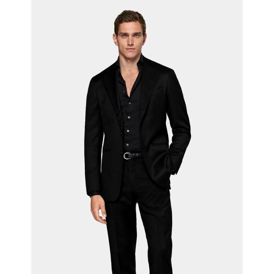 <p><a href="https://go.redirectingat.com?id=74968X1596630&url=https%3A%2F%2Fsuitsupply.com%2Fen-us%2Fmen%2Fsuits%2Fblack-perennial-havana-suit%2FP8365.html&sref=https%3A%2F%2Fwww.menshealth.com%2Fstyle%2Fg44797992%2Fbest-black-suits-for-men%2F" rel="nofollow noopener" target="_blank" data-ylk="slk:Shop Now;elm:context_link;itc:0;sec:content-canvas" class="link ">Shop Now</a></p><p>Black Perennial Havana Suit</p><p>suitsupply.com</p><p>$499.00</p>