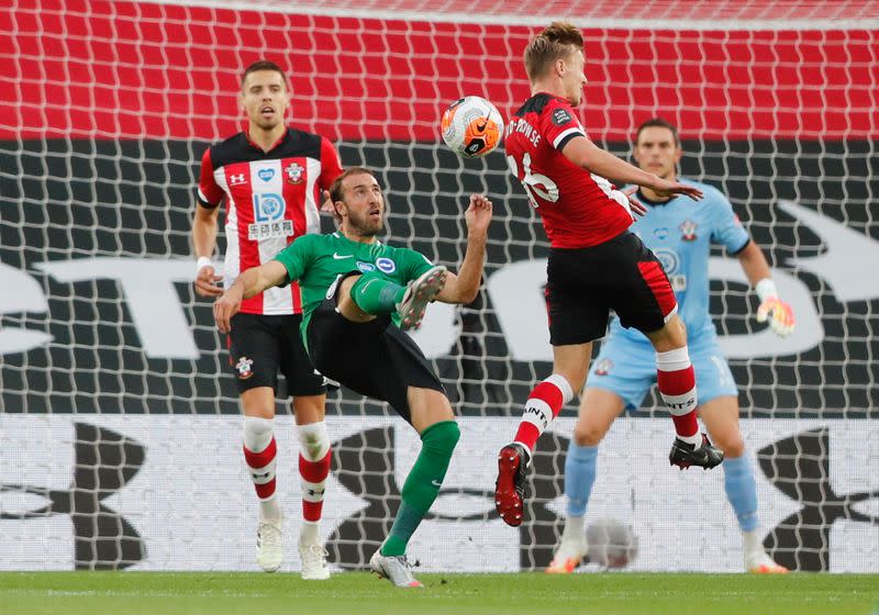 Premier League - Southampton v Brighton & Hove Albion