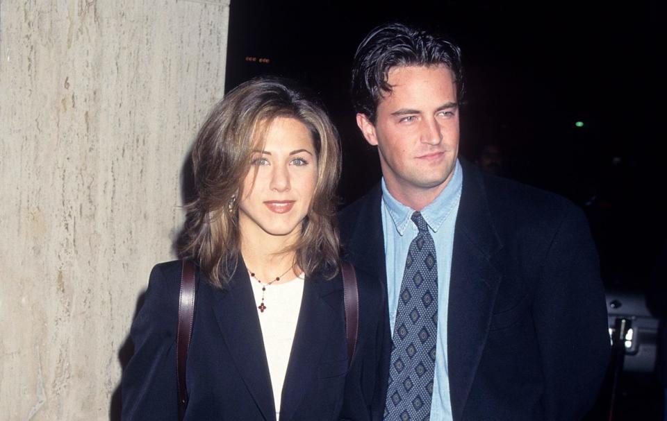 Jennifer Aniston and Chandler Bing