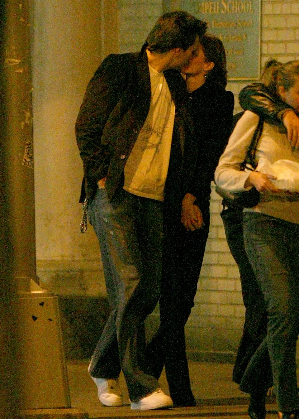 The couple smooched while walking though New York City's West Village neighborhood in Decemeber 2008.