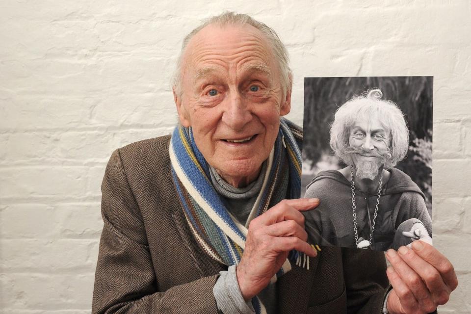 Geoffrey Bayldon – actor, Catweazle and Wurzel Gummidge, died May 10, 2017