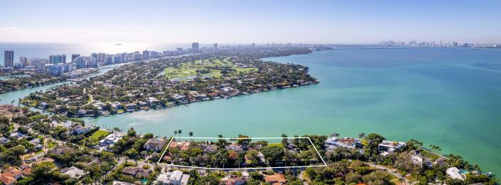 outline of the most expensive home currently for sale in Florida, 18 La Gorce Circle in Miami Beach