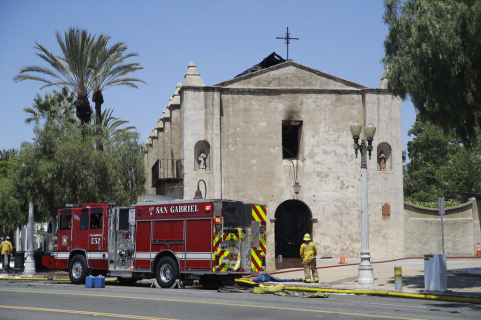 https://patch.com/california/sanmarino/fire-destroys-roof-historic-san-gabriel-mission