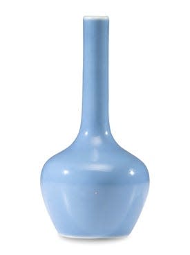 A Chinese Clair-de-Lune Glazed Porcelain Bottle Vase owned by members of the Fleischmann family sold for $444,500.