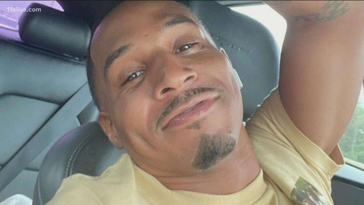 Demario Battle, a 33-year-old father of nine, was killed in a bridge collapse on Tuesday. 