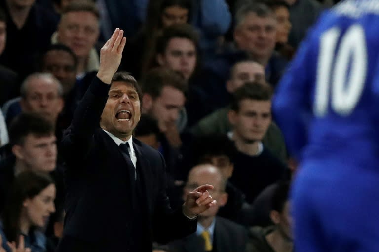 Chelsea's Italian head coach Antonio Conte shouts instructions to his players from the touchline during the English Premier League football match between Chelsea and Manchester City at Stamford Bridge in London on April 5, 2017