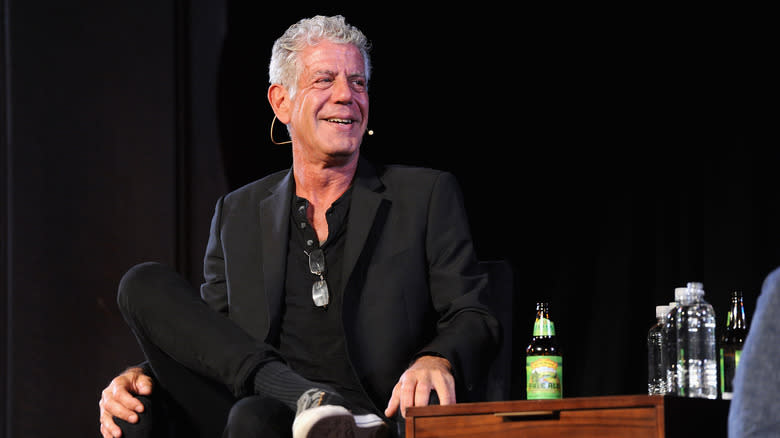 Anthony Bourdain speaks at event 