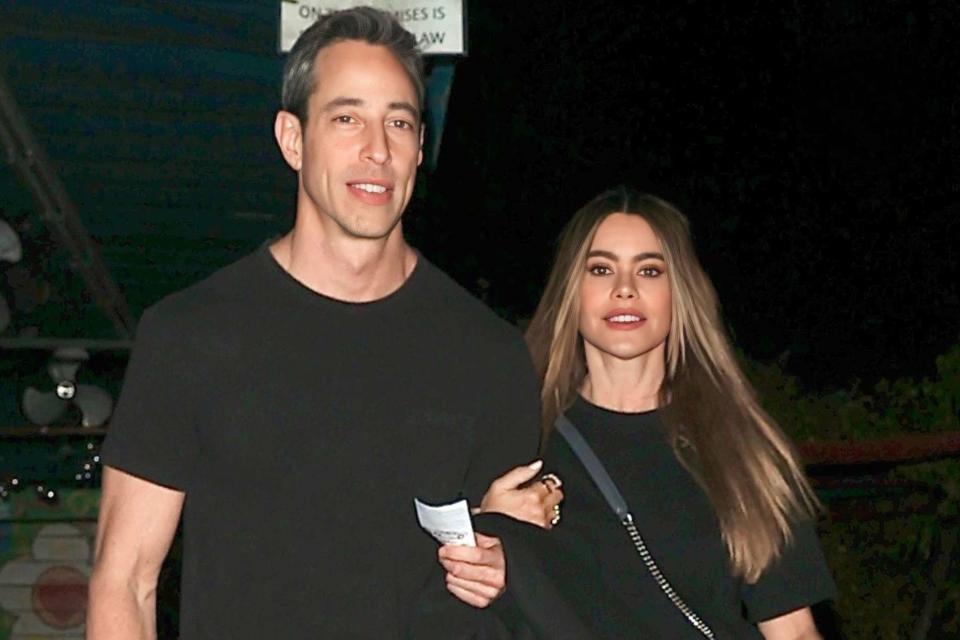 <p>BACKGRID</p>  Sofia Vergara and her new boyfriend Justin Saliman on a dinner date night in Los Angeles