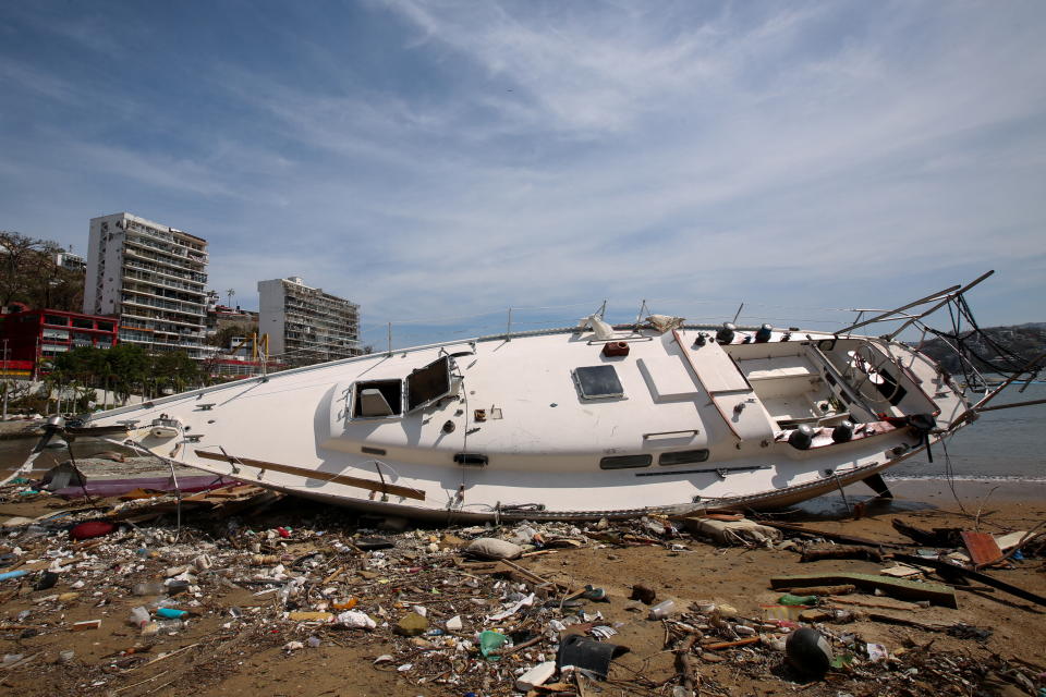 Acapulco tras el paso del huracán Otis en octubre de 2023 |  REUTERS/Quetzalli Nicte-Ha