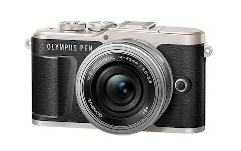 Olympus PEN E-PL9 16 MP Compact System Camera with Electric Zoom amazon cyber monday - Credit: Amazon