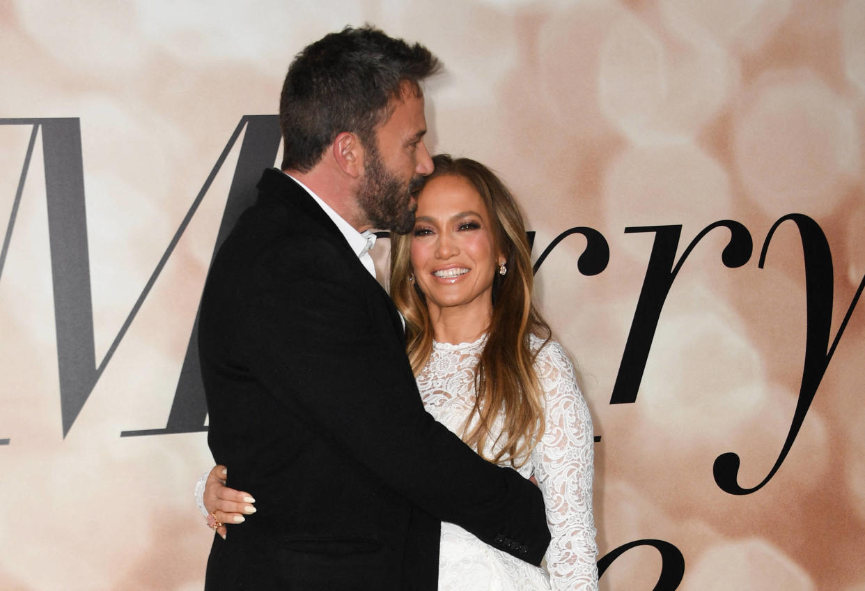 Le couple Ben Affleck et Jennifer Lopez, ici photographié le 8 février 2022 à Los Angeles, va se retrouver à l’occasion du film « Unstoppable », produit par l’acteur et dans lequel jouera son épouse.