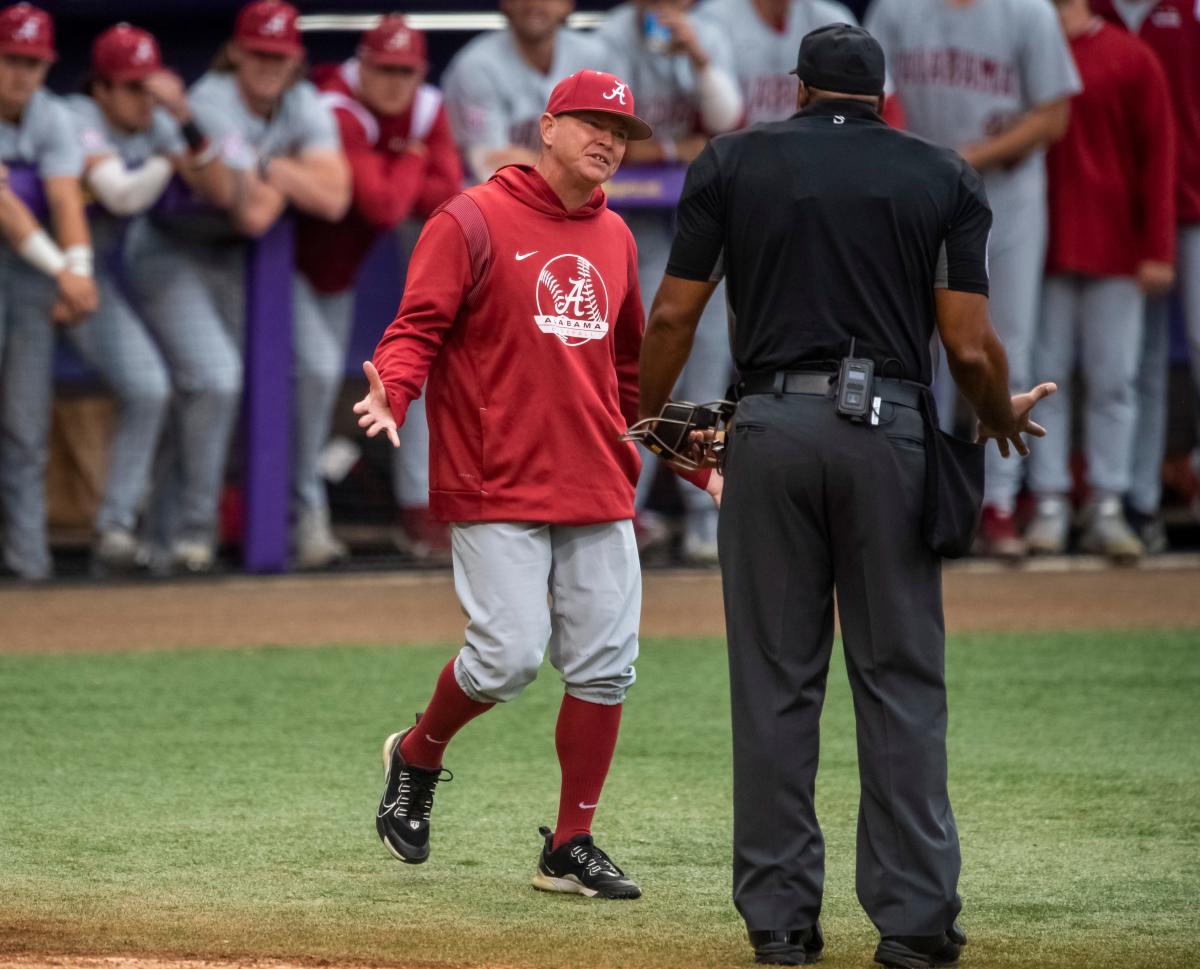 PHOTOS  University of Cincinnati baseball falls to Louisville 14