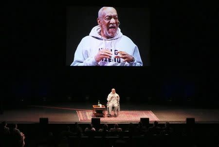 Comedian Bill Cosby performs at The Temple Buell Theatre in Denver, Colorado January 17, 2015. REUTERS/Barry Gutierrez