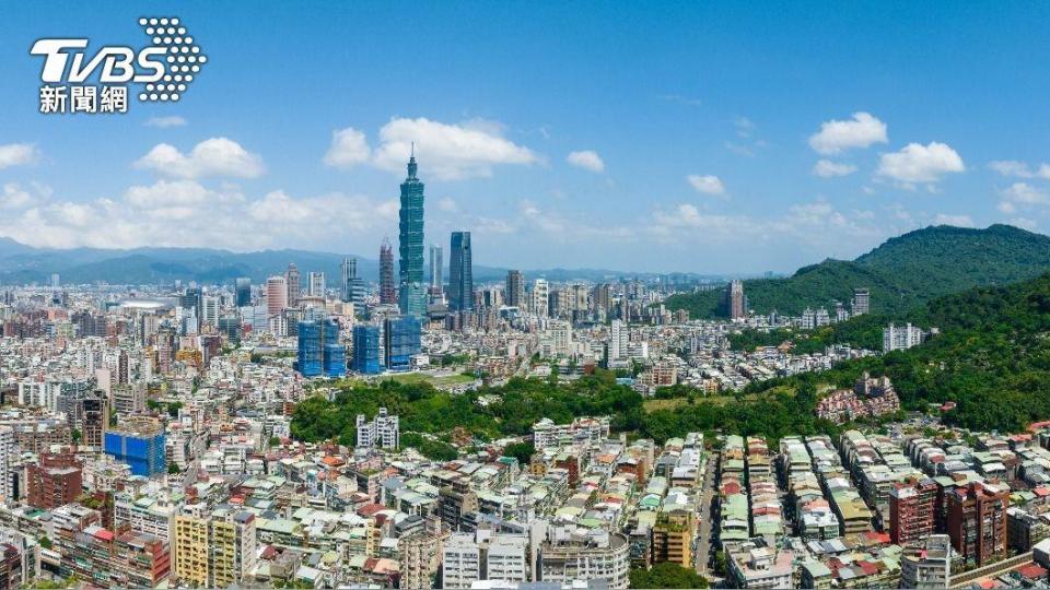 台灣有許多美麗的景點，吸引國外遊客來台觀光。（示意圖／shutterstock達志影像）