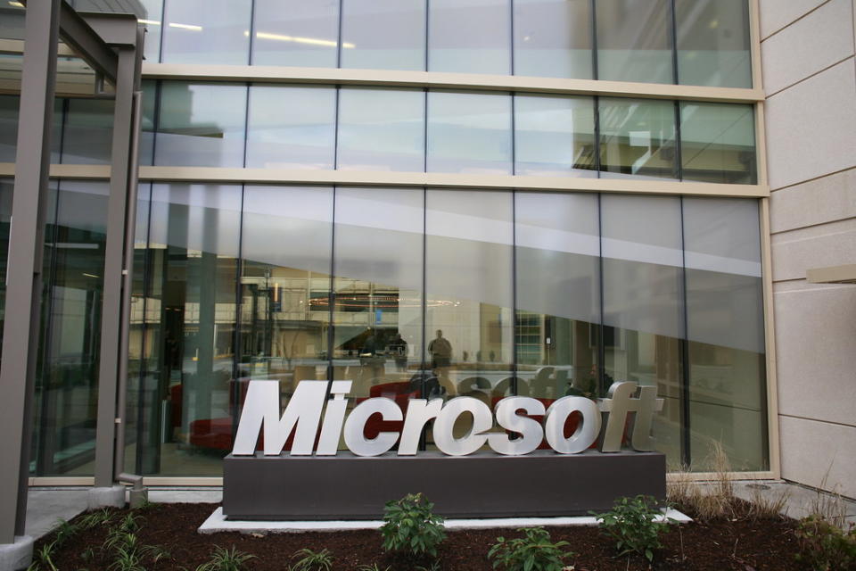 Is Microsoft Corporation (NASDAQ:MSFT) the Best Dow Stock To Buy According to Hedge Funds?