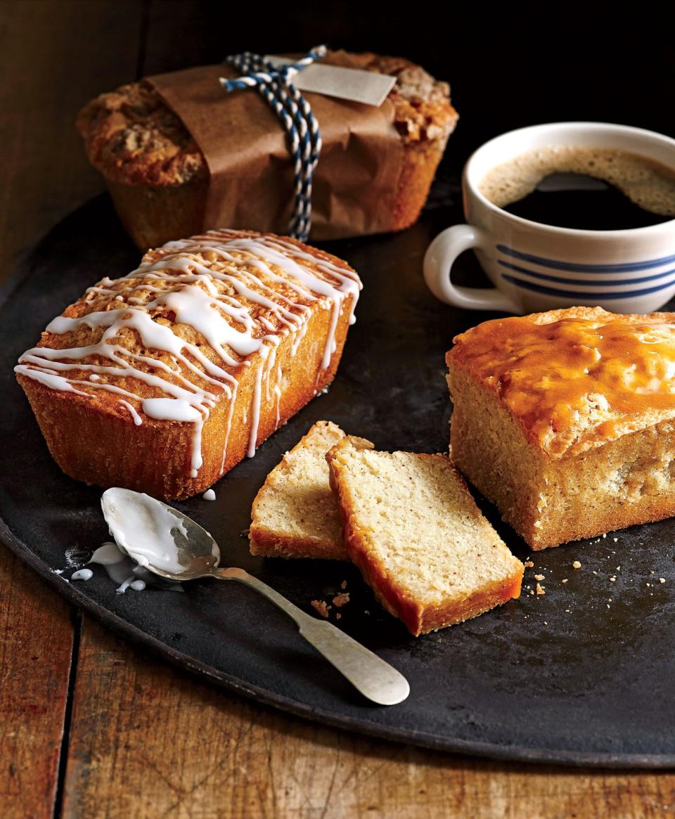 Mini Apple Cider Pound Cakes