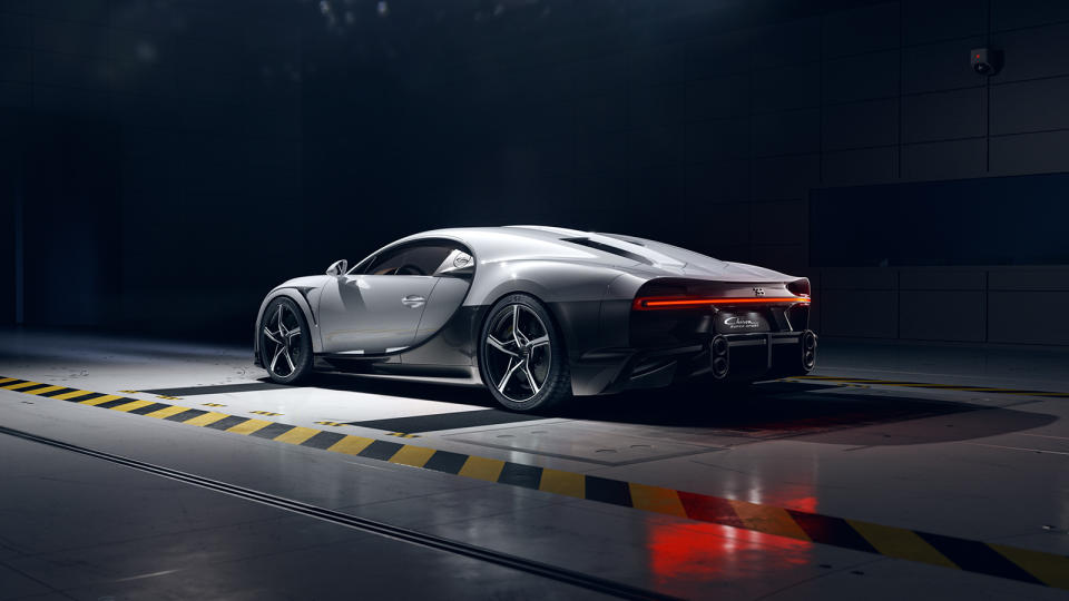 01_06_bugatti_chiron_super_sport_windtunnel_rear.jpeg