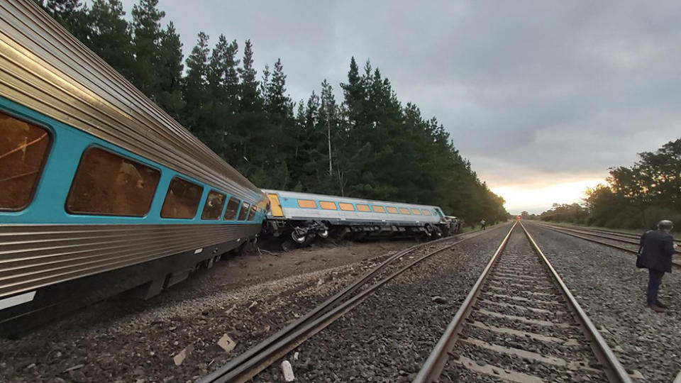 Two people are missing after a train derailed in Victoria. Source: Twitter/Dr Scott Rickard