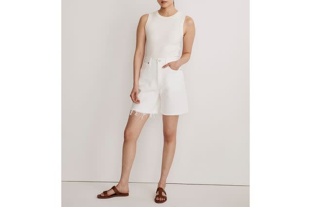 <p>Madewell</p>