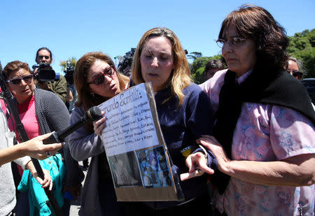 Dolor y llanto entre los familiares de los tripulantes