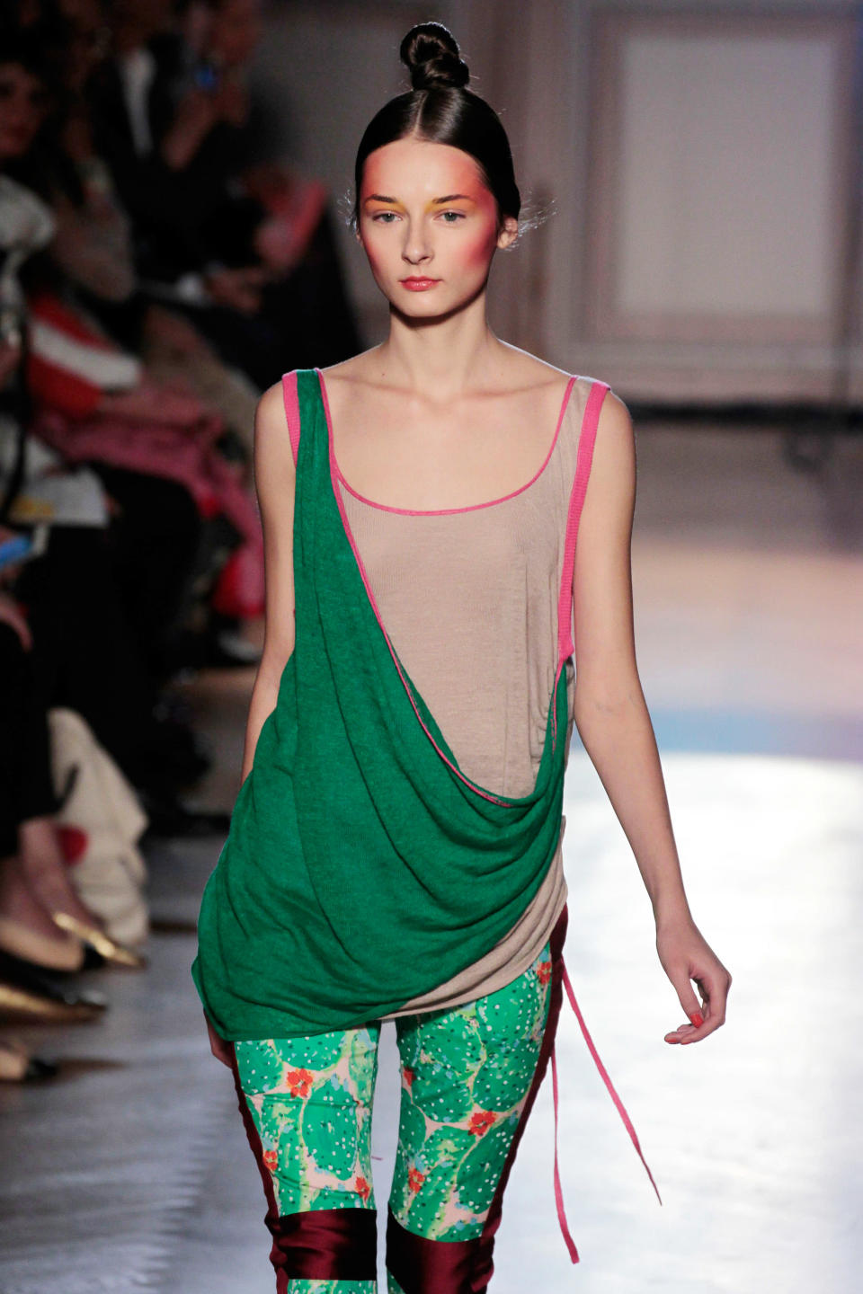 Défilé Tsumori Chisato collection printemps/été 2013.