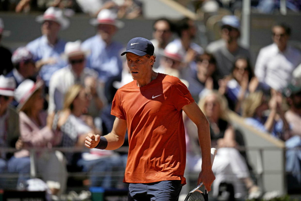 Jannik Sinner, nouveau numéro 1 mondial à l'ATP.  - Credit:Christophe Ena/AP/SIPA / SIPA / Christophe Ena/AP/SIPA