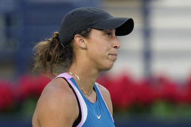 Swiatek cruises in Dubai; Gauff and Keys set quarterfinal meeting