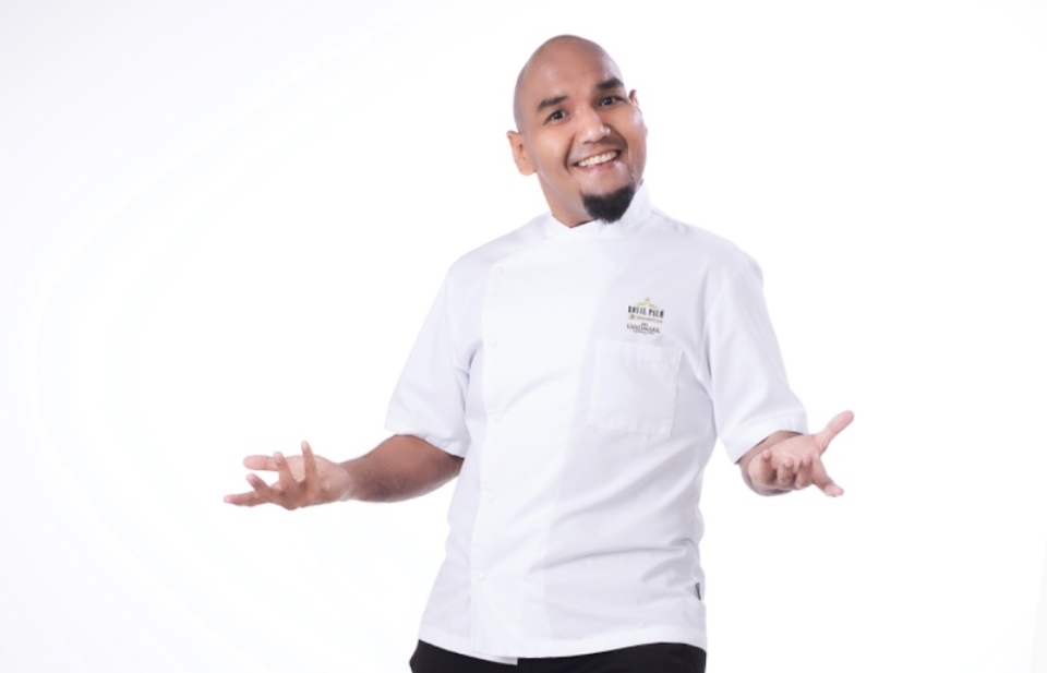 Chef Bob believes that Roti Prata or Roti Canai quality hinges on the maker's skill and flipping technique. 