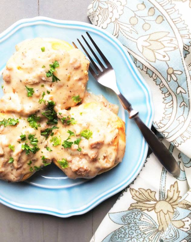 <p>Three Yummy Tummies</p><p>What's creamy, spicy and incredibly good? This sausage gravy, that's what. </p><p><strong>Get the recipe: <a href="http://www.3yummytummies.com/spicy-turkey-sausage-gravy/" rel="nofollow noopener" target="_blank" data-ylk="slk:Spicy Turkey Sausage Gravy;elm:context_link;itc:0;sec:content-canvas" class="link rapid-noclick-resp">Spicy Turkey Sausage Gravy</a></strong></p>