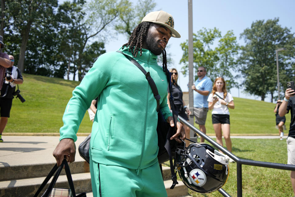 Pittsburgh Steelers running back Najee Harris arrives for the NFL football team's training camp in Latrobe, Pa., Wednesday, July 26, 2023. (AP Photo/Gene J. Puskar)