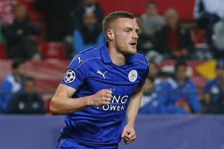 Soccer Football - Sevilla v Leicester City - UEFA Champions League Round of 16 First Leg - Ramon Sanchez Pizjuan Stadium, Seville, Spain - 22/2/17 Leicester City's Jamie Vardy celebrates scoring their first goal Reuters / Paul Hanna Livepic