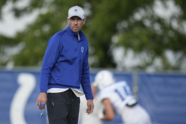 Richardson, Fields garner the spotlight as Bears and Colts practice  together before preseason game - ABC News