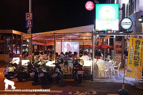 台南．南台灣最美的藝術大道~《海安路酒吧街 / 台客夜市》