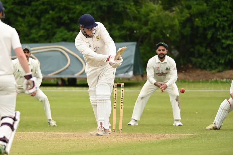 David Wilson was in the runs as Cheadle executed a fine run chase to beat Stafford in North Staffs and South Cheshire League Division Five.
