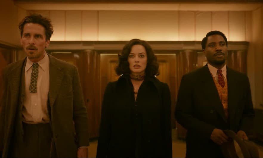 Christian Bale, Margot Robbie et John David Washington dans la bande-annonce d'