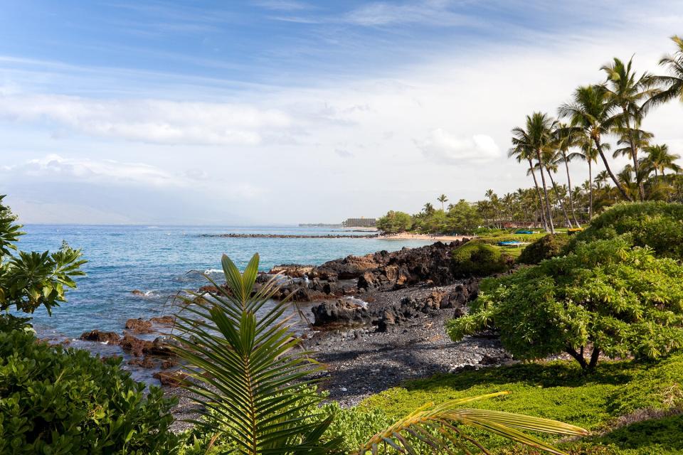 Coastal view in resort vacation area of Wailea Maui, Hawaii.