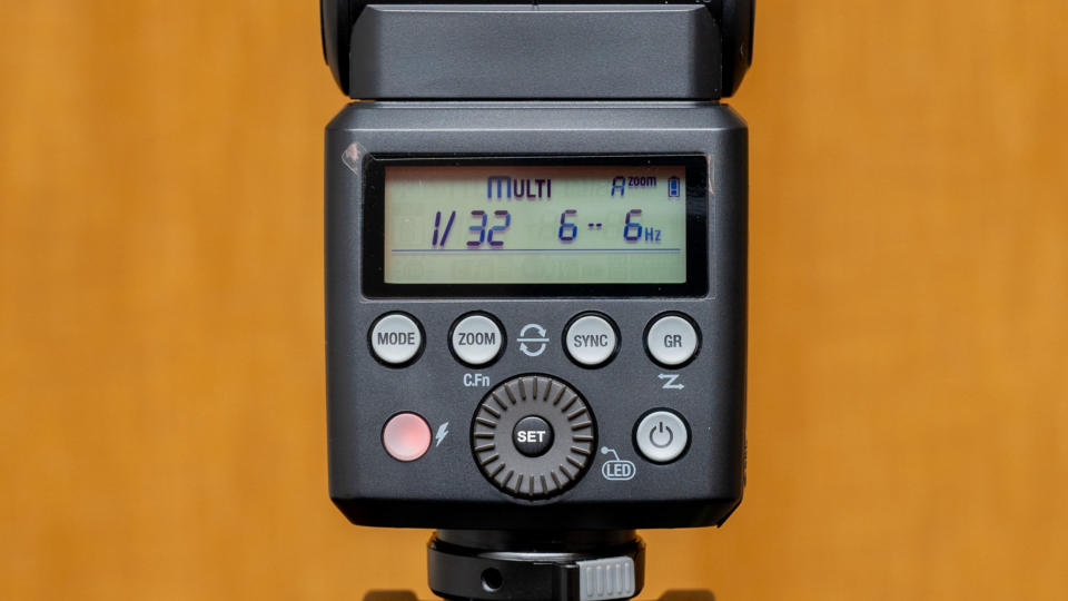 Hahnel Modus 360RT flashgun