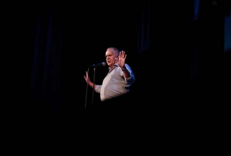 Robert Warren shares his story about a childhood vacation during the Des Moines Register's Storytellers Project at Hoyt Sherman Place on Tuesday, June 14, 2022.