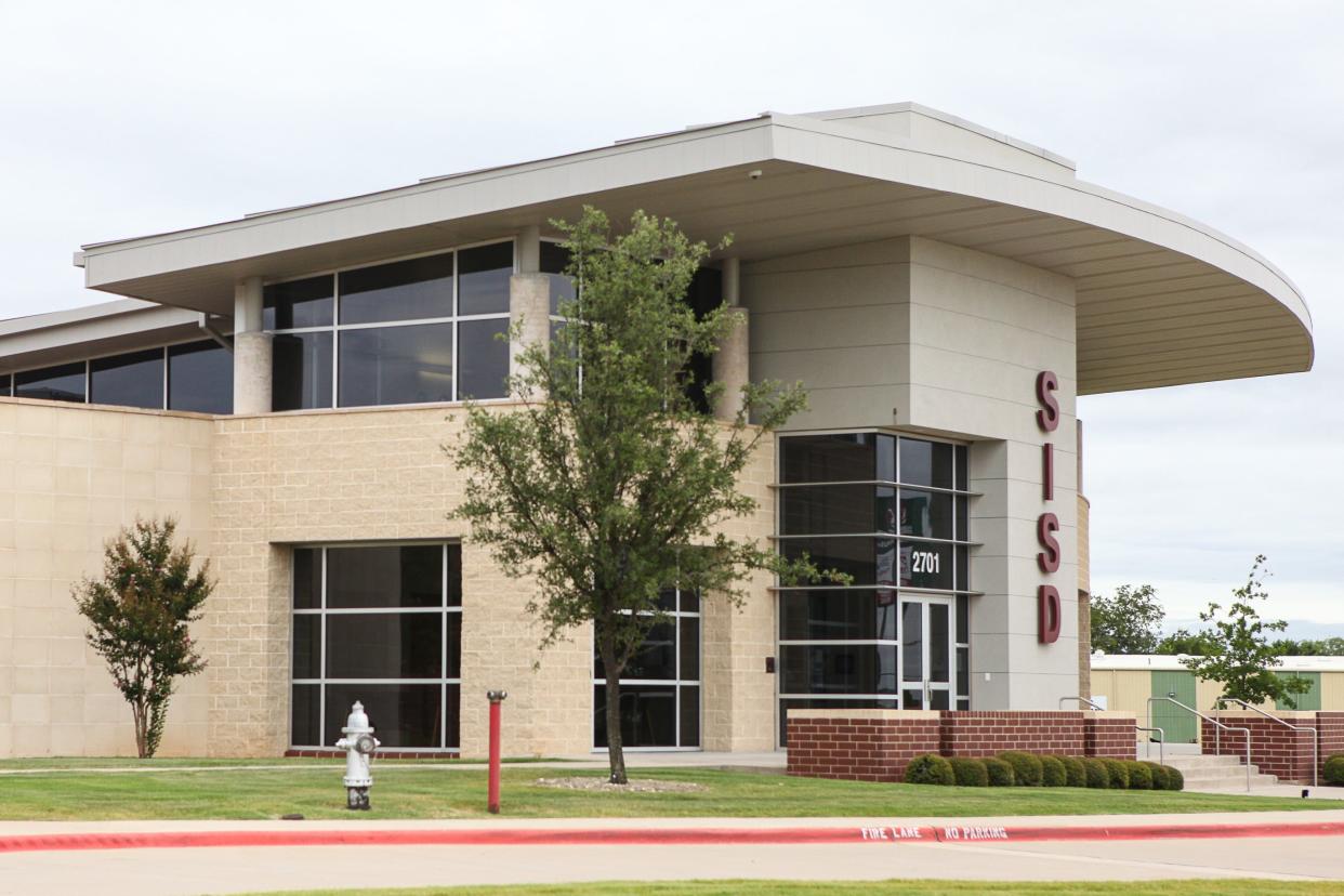 SISD officials said a high number of absences and staff shortages led the district to transition to remote learning for two of its campuses over the past week.