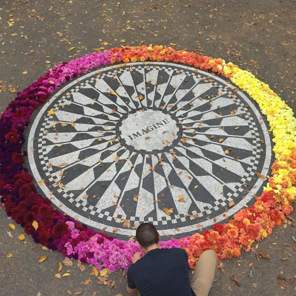 Meet the florist who has been committing random acts of flowers in New York’s public spaces.