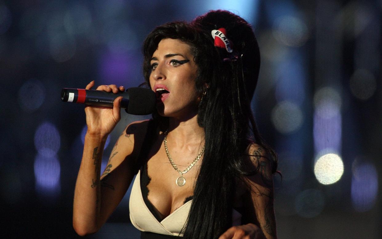 Amy Winehouse performing - Somethin' Else Ltd