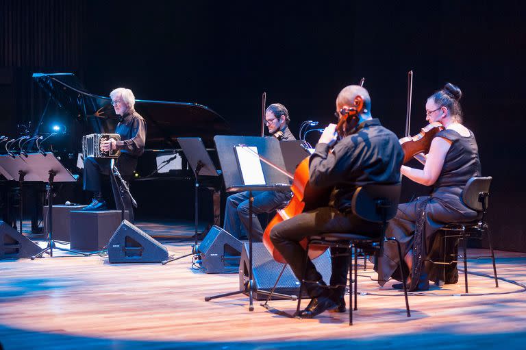 Gran momento musical en el CCK, para conmemorar el aniversario de la independencia de la República Oriental del Uruguay
