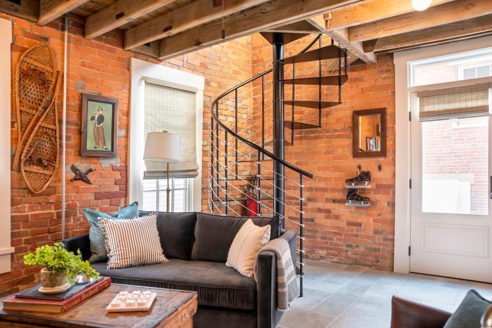 Located within walking distance of downtown Canal Winchester, this one-bedroom loft provides an escape from the hustle and bustle of Columbus.