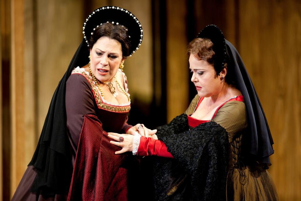 This undated handout photo provided by the Washington National Opera shows Sondra Radvanovsky as Anne Boleyn, left, and Sonia Ganassi as Jane Seymourin a scene from "Anna Bolena." (AP Photo/Scott Suchman, Washington National Opera)