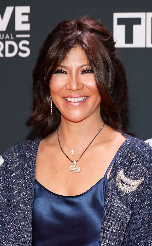 <p>Julie Chen</p>