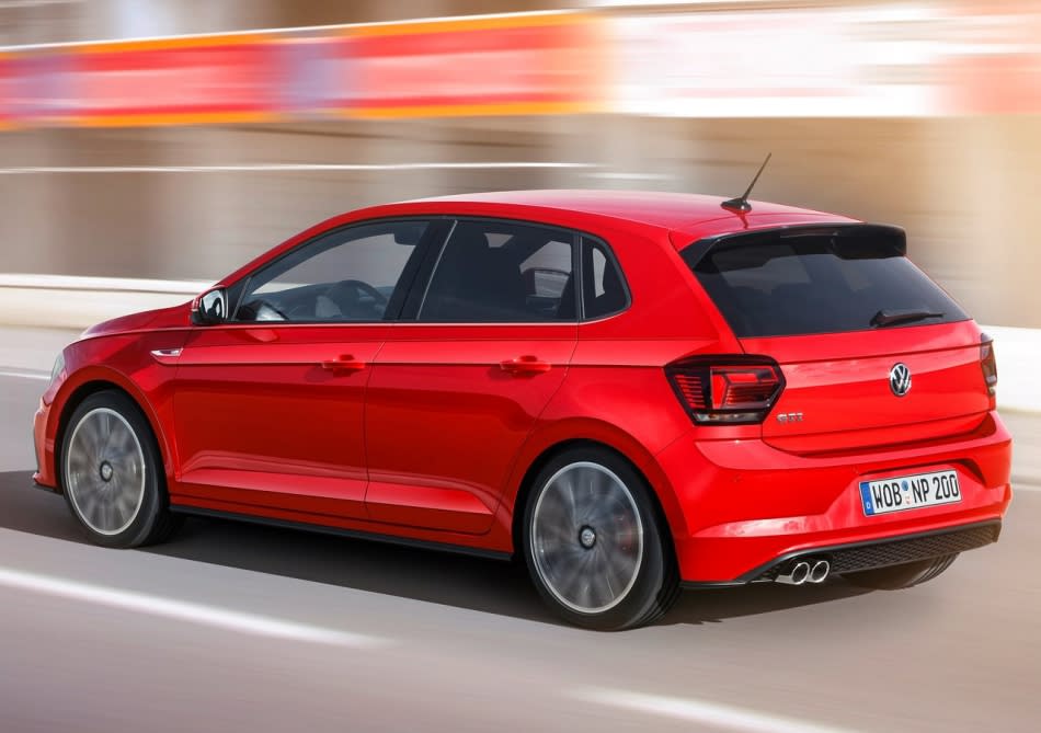 VW 全新六代 Polo 於德國登場，性能旗艦 GTI、Beats 特仕車同步現身！
